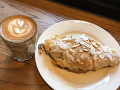 扁桃仁羊角-Peet's 皮爷咖啡(东湖路手作店)