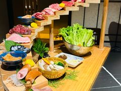 -山川小町·极番烧肉(新地假日广场店)