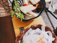 -湊湊火锅·茶憩(郑州绿地新都会店)