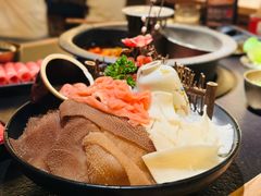 -晓宇重庆火锅(西安荟聚店)