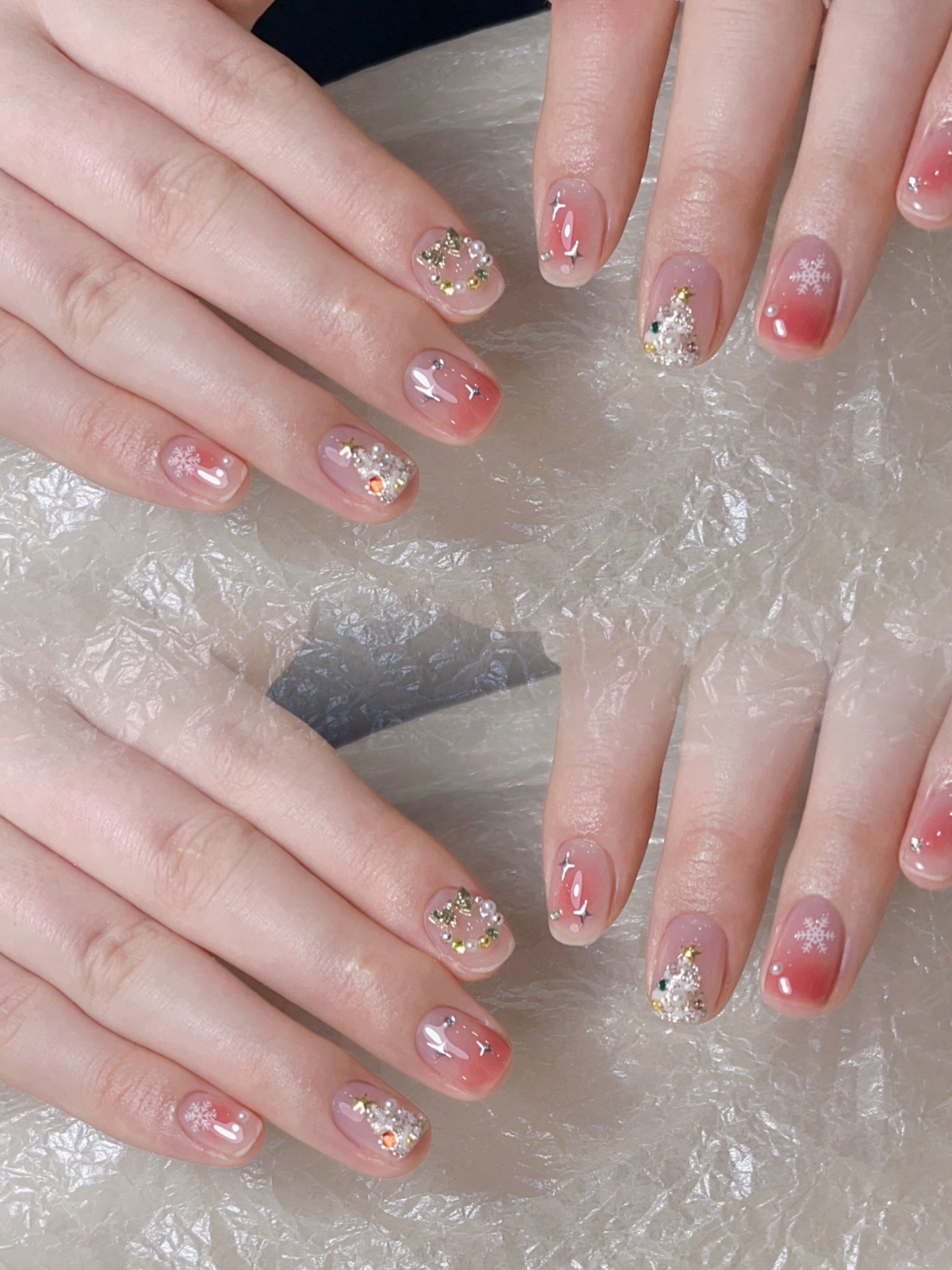 松江宝藏樱花树下美甲美睫门店