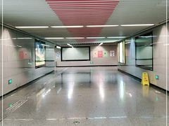 -红土地(地铁站)