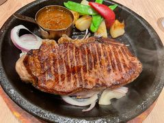 -玛格萝妮比萨屋(四平店)