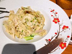 老上海葱香鸡-渝半城经典川粤菜(重庆天地店)