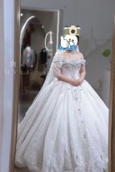 -艾米丽婚纱礼服