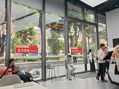 -TESLA 特斯拉(广州天环广场体验店)