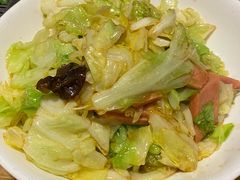 手撕包菜-吕氏疙瘩汤·新鲁菜(潍坊银座店)