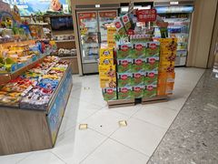 -来伊份(前进西路万象汇店)