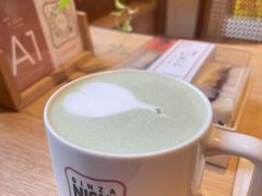 抹茶拿铁-银座仁志川·生吐司专门店(香港广场店)