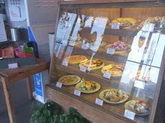 面包甜点陈列柜-星巴克(重庆上海城店)