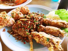 -大树下海鲜饭店