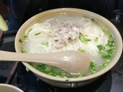 猪肘汤面-亮亮面馆(经六路店)