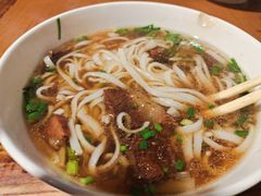 -矮子粉店1985·长沙米粉(湘春路店)