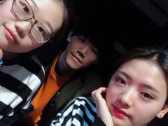 -嘿哟动霸CHUA·新潮玩运动娱乐中心·蹦床滑冰团建乐园
