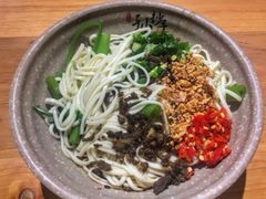 -默记孙抄手(经开万达店)