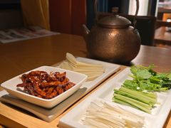 -娜仁图雅蒙古美食村(33小镇店)