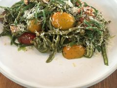 -ROAST coffee & eatery