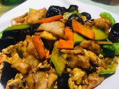 醋溜木须-华盛园卷子王农家菜水库鱼
