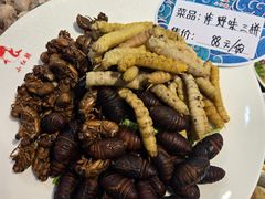 -小红鲸·海鲜餐厅(轸大路店)