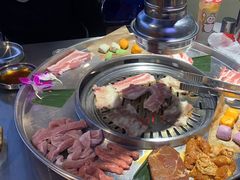 -哈哈碳都·牛肋条无限自助烤肉(宝龙店)