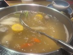 -左庭右院鲜牛肉火锅(金山万达店)
