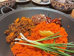 -旧街市鲜货老火锅(大光路店)