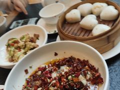 -鱼鲜饭香·招牌汽锅剁椒鱼头王