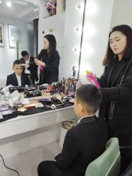 点击看大图 -十孕纪高端孕妇亲子摄影