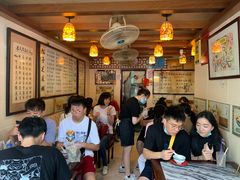 等位区-玫瑰甜品(文明路店)