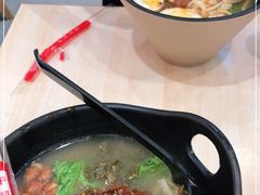-桂在香知桂林米粉(红博中央公园店)
