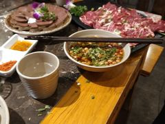 -蜀辣居鲜货老火锅(双流万达店)