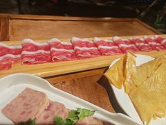 -城墙拐拐火锅(三峡广场黑金冠店)
