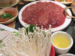 -潮火锅·麻辣牛肉火锅(观音桥方圆·LIVE店)