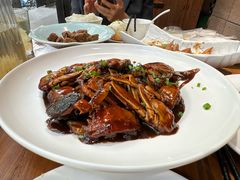 毛蟹炒年糕-金枝玉叶上海人家食府(三里河店)