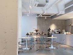 -洪小鹏生活美学馆(领SHOW天地店)