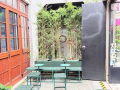 -星巴克臻选(上海今潮8弄店)