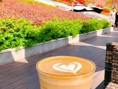 -UNI UNI(环亚凯瑟琳店)