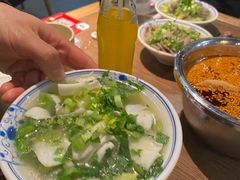 黄喉-肖四女乐山跷脚牛肉(世博源店)