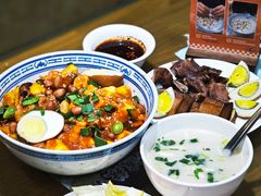 -天发芽·何记葫芦头泡馍·传统小吃(报恩寺街店)