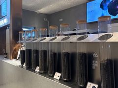 -喜茶(北京华贸购物中心店)