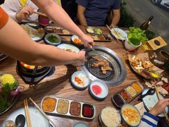 -明洞阿姨·韩式酱蟹烤肉·创意料理(三元桥店)