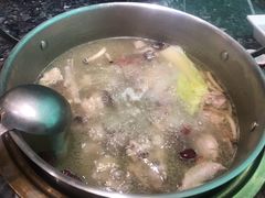 -一席地·本地鸡窝·杭帮鸡火锅(萧山银隆百货店)