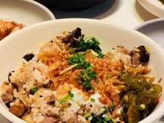 牛肝菌牛脸颊肉拌饭-胡麻(静安嘉里店)