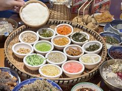 -包整·丝娃娃(一览甲秀楼风景店)