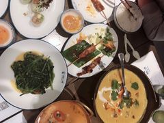 -美奈小馆·越南料理(中航城君尚购物中心店)