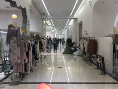 -广州白马服装市场