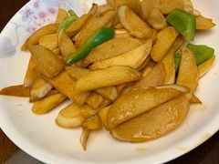 -爱的果实月嫂育婴师(世纪东方店)