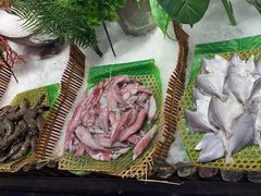 -犇放和牛烤肉·烤榴莲自助(苏宁城市奥莱店)