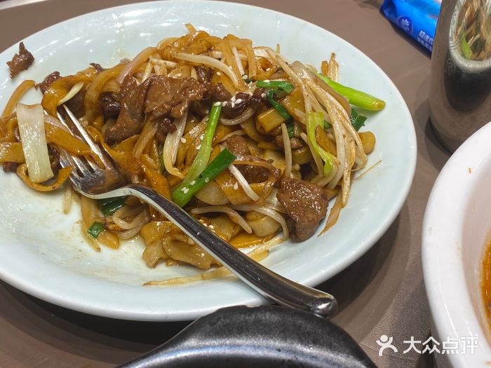 有璟阁港式餐厅(国贸商城店)干炒牛河图片