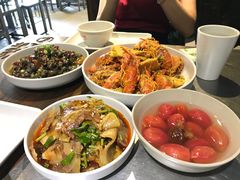-龙巢盱眙龙虾·牛蛙·烧烤宵夜(八卦岭店)